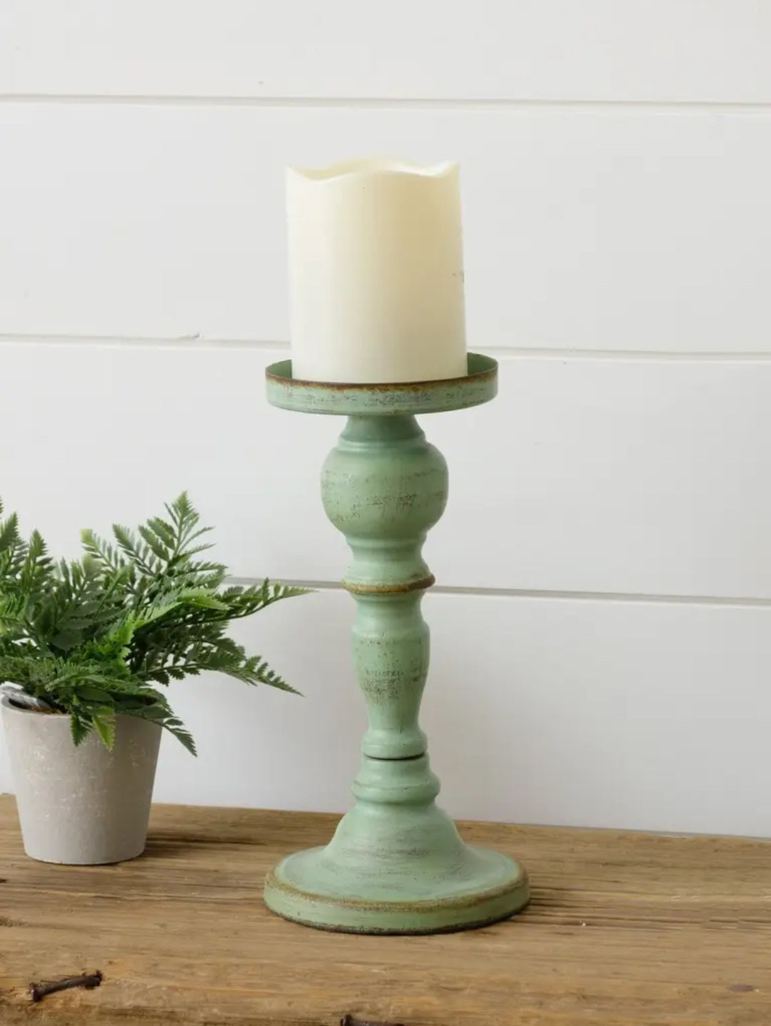 Green Pillar Candle Holder