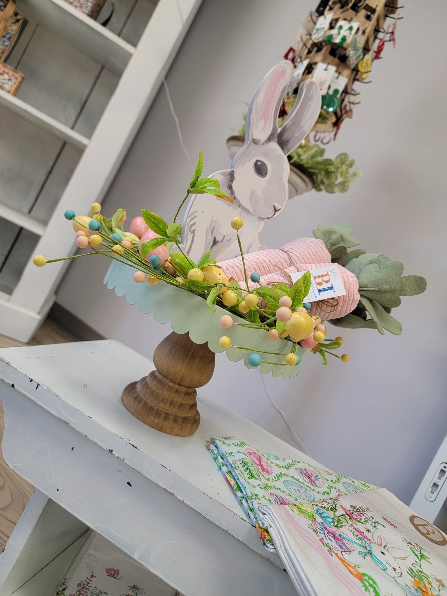 Sage Scalloped Stand - Tall