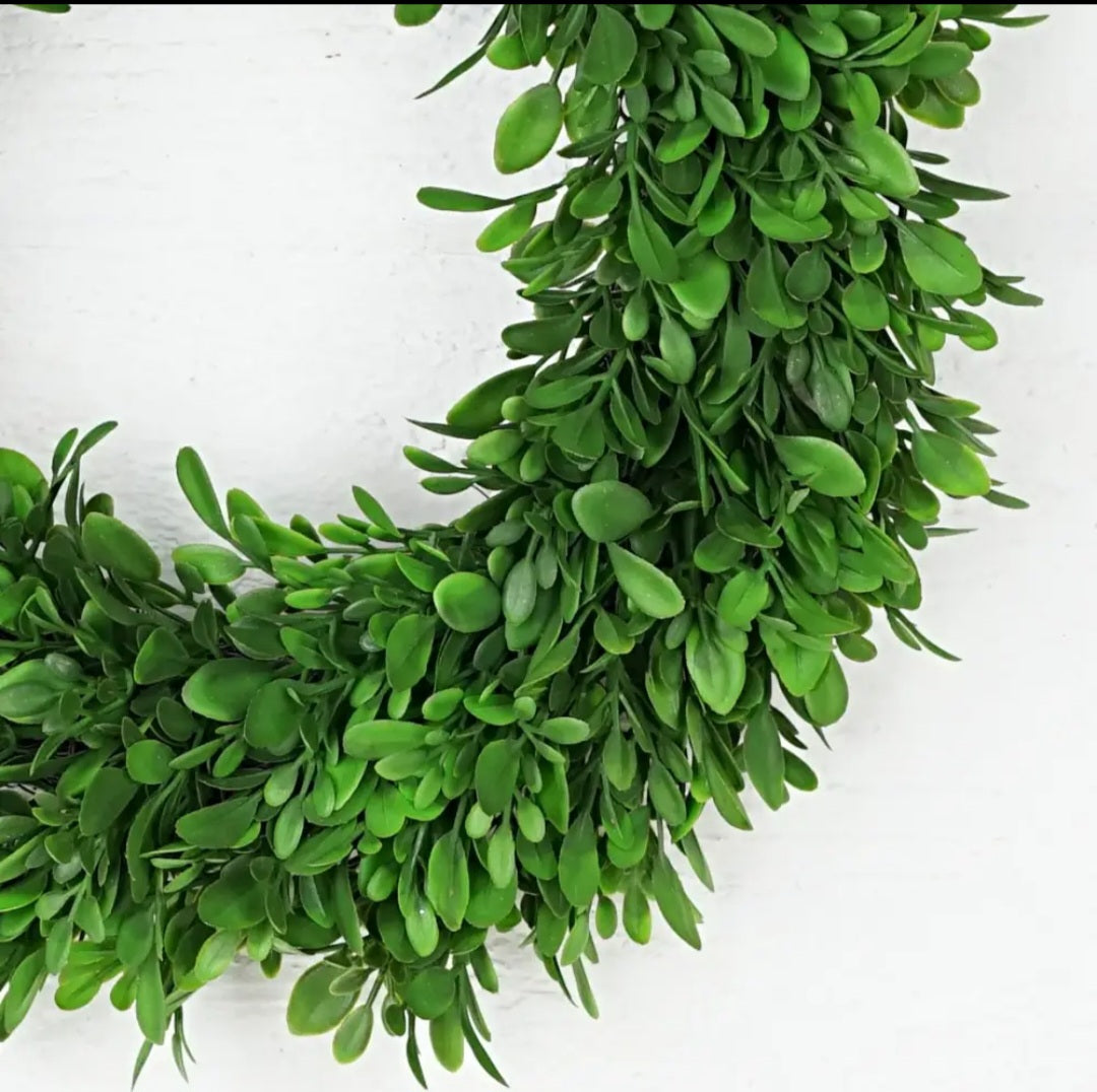 Evergreen Boxwood Wreath