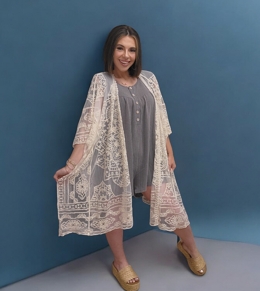 Darla Lightweight Kimono