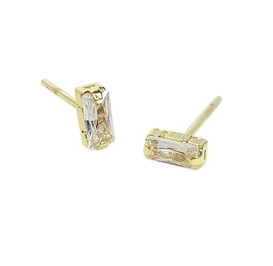 Rovena Stud Earrings